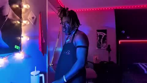 Snapshot of suavechocolatecity chatting on 11-22-25, 12:04 Hot Chocolate online show from 11-22-25, 12:04