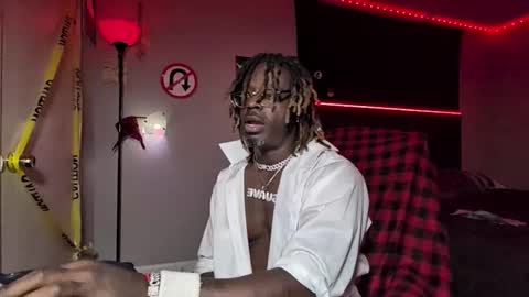 Snapshot of suavechocolatecity chatting on 01-14-26, 07:58 Hot Chocolate online show from 01-14-26, 07:58