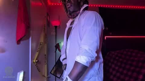 Snapshot of suavechocolatecity chatting on 02-06-26, 10:51 Hot Chocolate online show from 02-06-26, 10:51