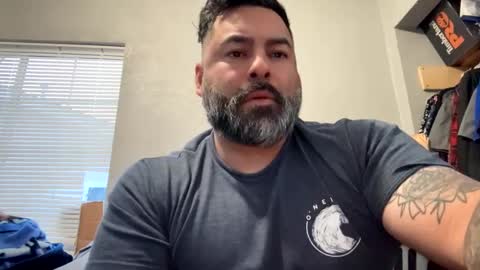 Snapshot of suavecito67 chatting on 12-12-24, 12:38 suavecito67 online show from 12-12-24, 12:38