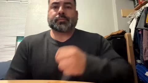 Snapshot of suavecito67 chatting on 01-27-25, 08:40 suavecito67 online show from 01-27-25, 08:40