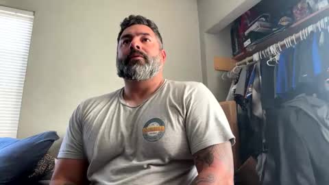 Snapshot of suavecito67 chatting on 05-16-26, 10:41 suavecito67 online show from 05-16-26, 10:41