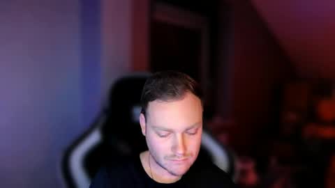 sub_austr online show from 02-18-25, 07:09