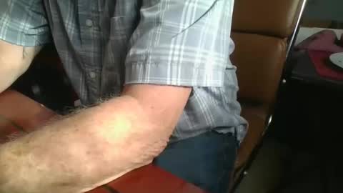 Snapshot of subballsboy chatting on 01-06-25, 07:13 subballsboy online show from 01-06-25, 07:13