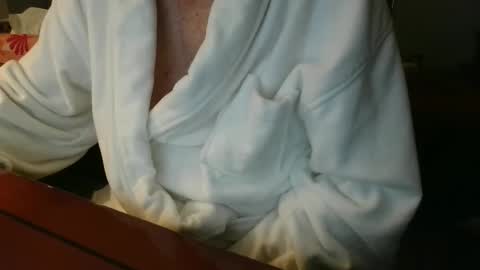 Snapshot of subballsboy chatting on 01-07-25, 12:41 subballsboy online show from 01-07-25, 12:41