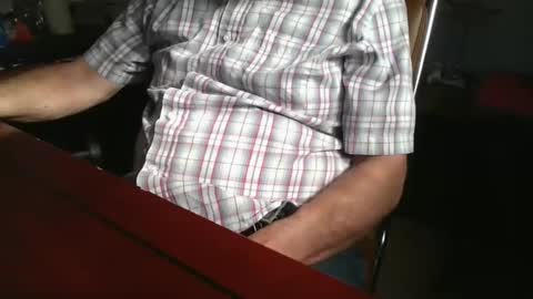 Snapshot of subballsboy chatting on 01-14-25, 07:43 subballsboy online show from 01-14-25, 07:43