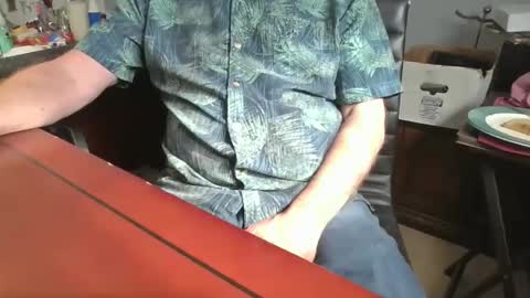 Snapshot of subballsboy chatting on 01-24-25, 08:00 subballsboy online show from 01-24-25, 08:00