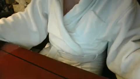 Snapshot of subballsboy chatting on 01-28-25, 12:22 subballsboy online show from 01-28-25, 12:22