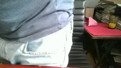 Snapshot of subballsboy chatting on 02-04-25, 06:17 subballsboy online show from 02-04-25, 06:17