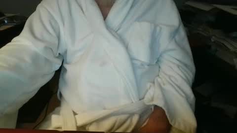 Snapshot of subballsboy chatting on 02-12-25, 12:44 subballsboy online show from 02-12-25, 12:44