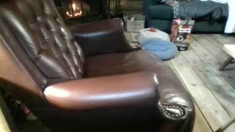 Snapshot of subballsboy chatting on 03-06-25, 03:45 subballsboy online show from 03-06-25, 03:45