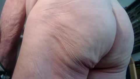 Marcel online show from 03-12-26, 01:39