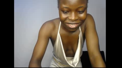 Snapshot of subirababy chatting on 05-19-26, 01:56 subira online show from 05-19-26, 01:56
