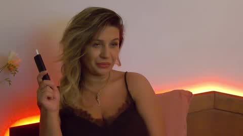 Snapshot of sublimecarla chatting on 05-06-26, 12:08 Carla online show from 05-06-26, 12:08