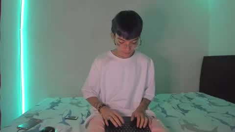 nico online show from 01-10-25, 02:55