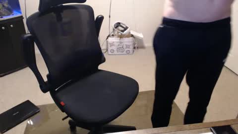 do i have lil tits or pecs online show from 01-26-25, 01:58