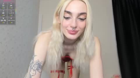 Snapshot of succubantra chatting on 07-13-26, 02:20 Chloe online show from 07-13-26, 02:20