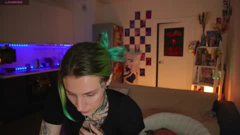 succubus_66 online show from 12-31-24, 08:59