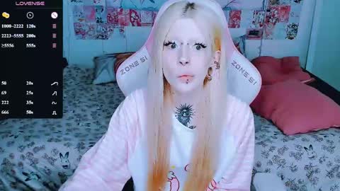 succubus_leslie online show from 06-09-26, 03:01