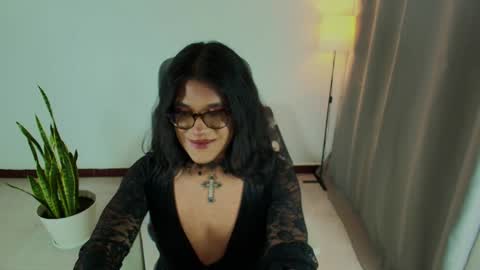 Vitta online show from 05-22-26, 12:18