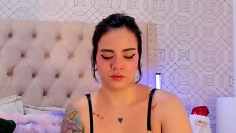 Luna  online show from 11-23-25, 05:46