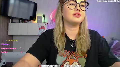 Snapshot of suchcute_ chatting on 02-07-26, 04:27 suchcute_ online show from 02-07-26, 04:27