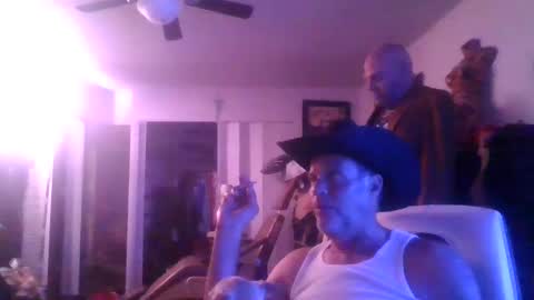 SUCKITU812 online show from 09-17-25, 04:58