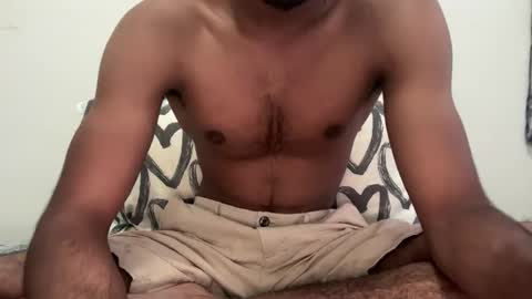 Snapshot of suckmiiiii chatting on 10-27-25, 03:54 Allyours online show from 10-27-25, 03:54