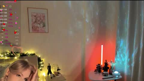 Snapshot of sue_everett chatting on 12-27-24, 11:39 sue_everett online show from 12-27-24, 11:39