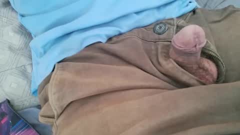 Snapshot of sueliton41 chatting on 03-02-26, 11:50 sueliton41 online show from 03-02-26, 11:50