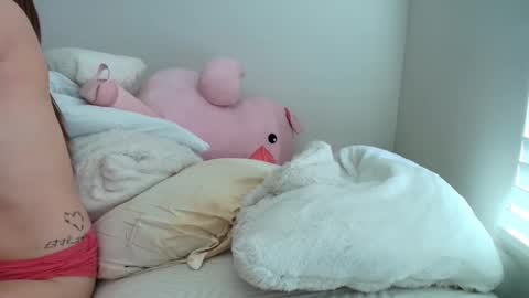 suerrab3304 online show from 11-15-25, 06:48