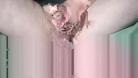 Snapshot of suesser0009 chatting on 12-29-24, 09:09 Martin sweetboy online show from 12-29-24, 09:09