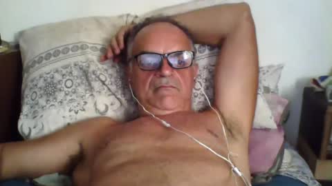 paolo online show from 06-25-26, 01:04
