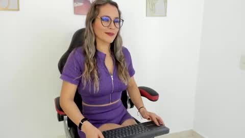 sugar_milff online show from 12-20-24, 05:51