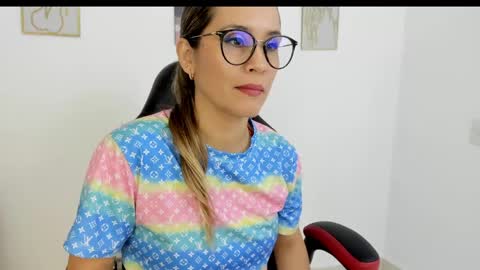 sugar_milff online show from 01-25-25, 02:03