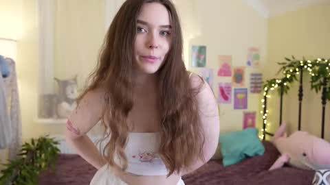 Snapshot of sugar_peasy chatting on 02-20-25, 06:13 Rikki online show from 02-20-25, 06:13