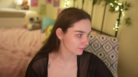 Snapshot of sugar_peasy chatting on 03-01-25, 12:50 Rikki online show from 03-01-25, 12:50