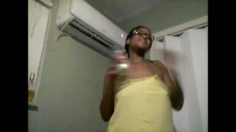 Snapshot of sugarbotty31 chatting on 06-08-26, 09:42 Sugarbotty31 online show from 06-08-26, 09:42