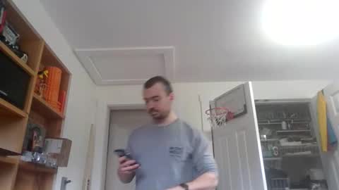 Sugar online show from 04-14-26, 02:01