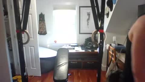 Snapshot of sugargay222 chatting on 06-26-26, 11:31 Sugar online show from 06-26-26, 11:31