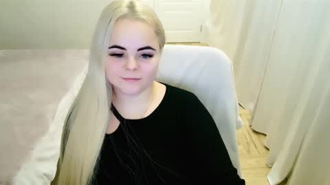 sugarkissx online show from 03-01-25, 04:15