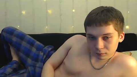 Snapshot of sugarrebit chatting on 12-22-24, 11:00 Sugarbutter online show from 12-22-24, 11:00