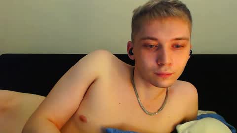 Snapshot of sugarrebit chatting on 02-08-25, 10:19 Sugarbutter online show from 02-08-25, 10:19