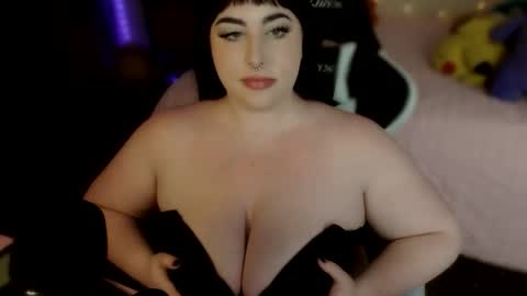 Lucy Love online show from 05-02-26, 09:31