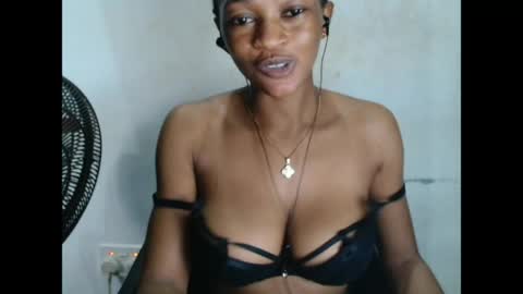 Snapshot of sugarxpussy chatting on 06-04-26, 03:18 sugarxpussy online show from 06-04-26, 03:18