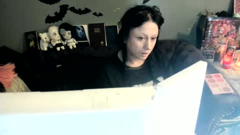 Snapshot of sugary_sweet chatting on 06-28-26, 03:01 Sugary online show from 06-28-26, 03:01