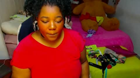 Snapshot of suggarbaby1 chatting on 12-11-24, 06:04 Cami Back in 2 hours online show from 12-11-24, 06:04