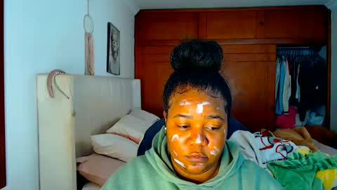 Snapshot of suggarbaby1 chatting on 10-12-25, 05:06 Cami Back in 2 hours online show from 10-12-25, 05:06