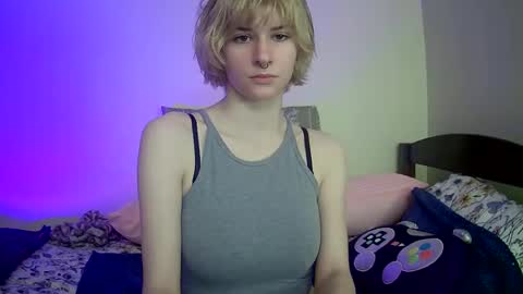 Ophelia online show from 12-30-24, 03:25