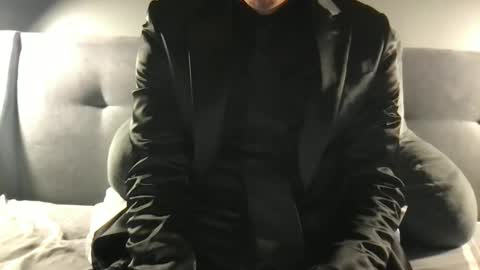 suitfetishez online show from 05-01-26, 05:56